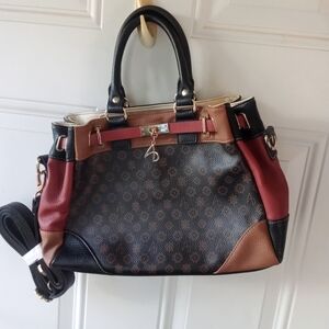 Alfred Durante "Fifth Avenue" Faux Leather Handbag